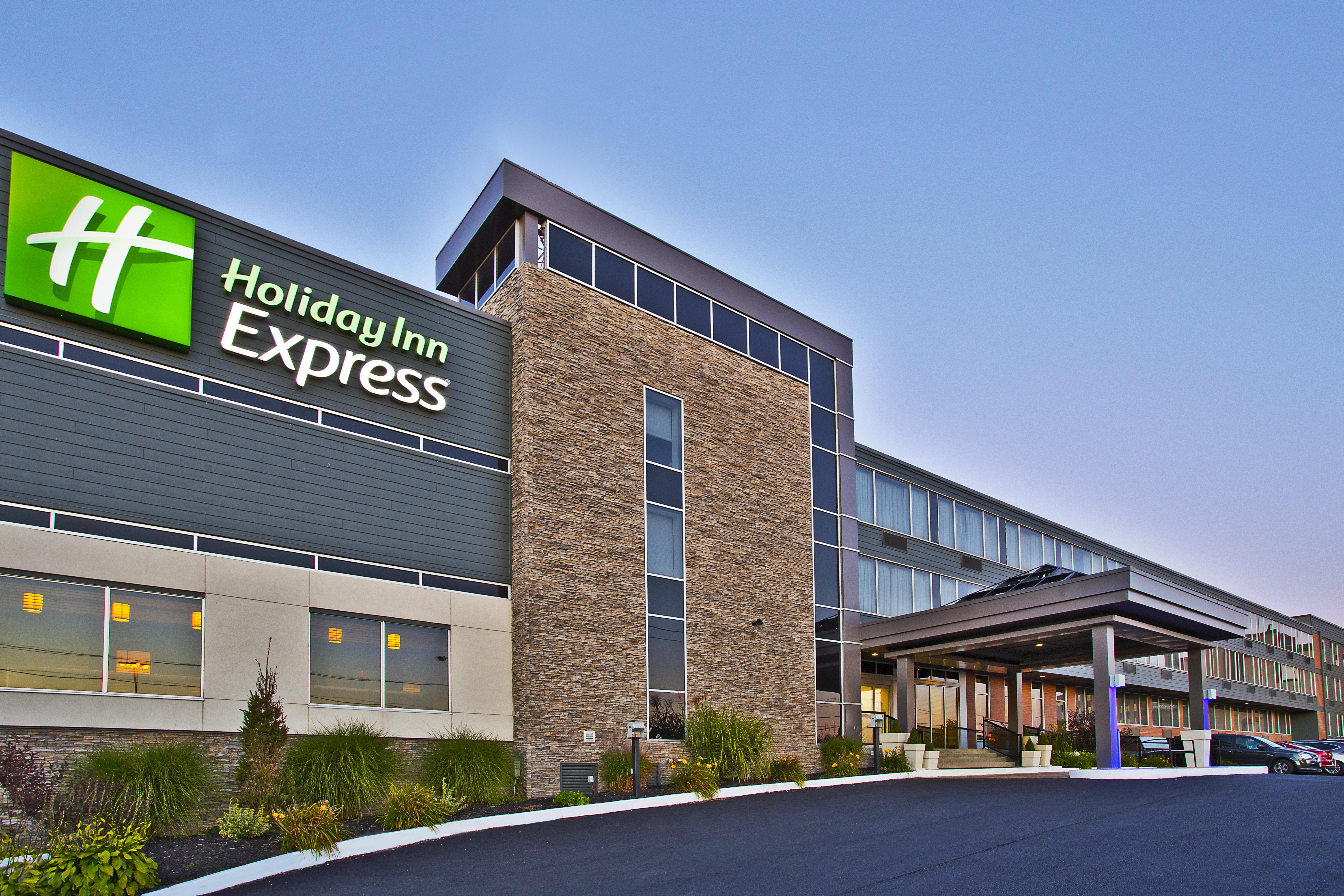 HOTEL HOLIDAY INN EXPRESS SAULT STE MARIE SAULT STE. MARIE 2* (Canada) -  from C$ 200 | iBOOKED